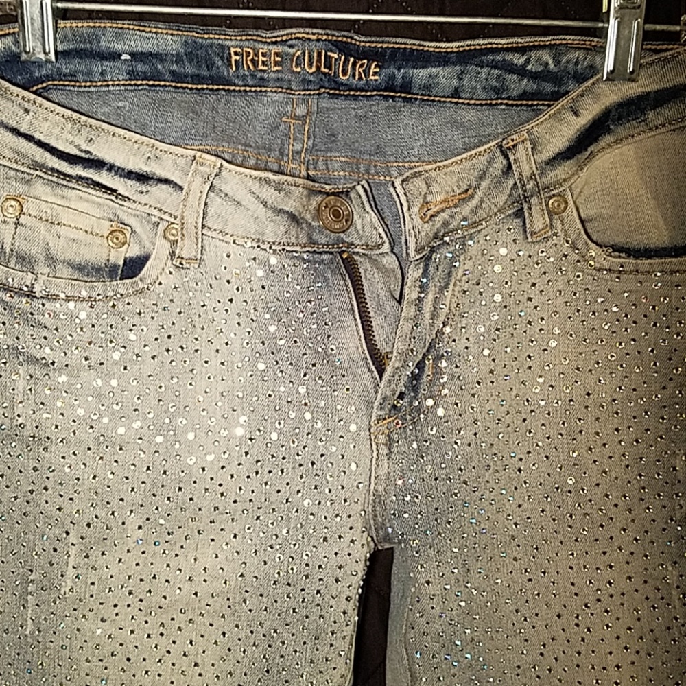 Free Culture skinny jeans